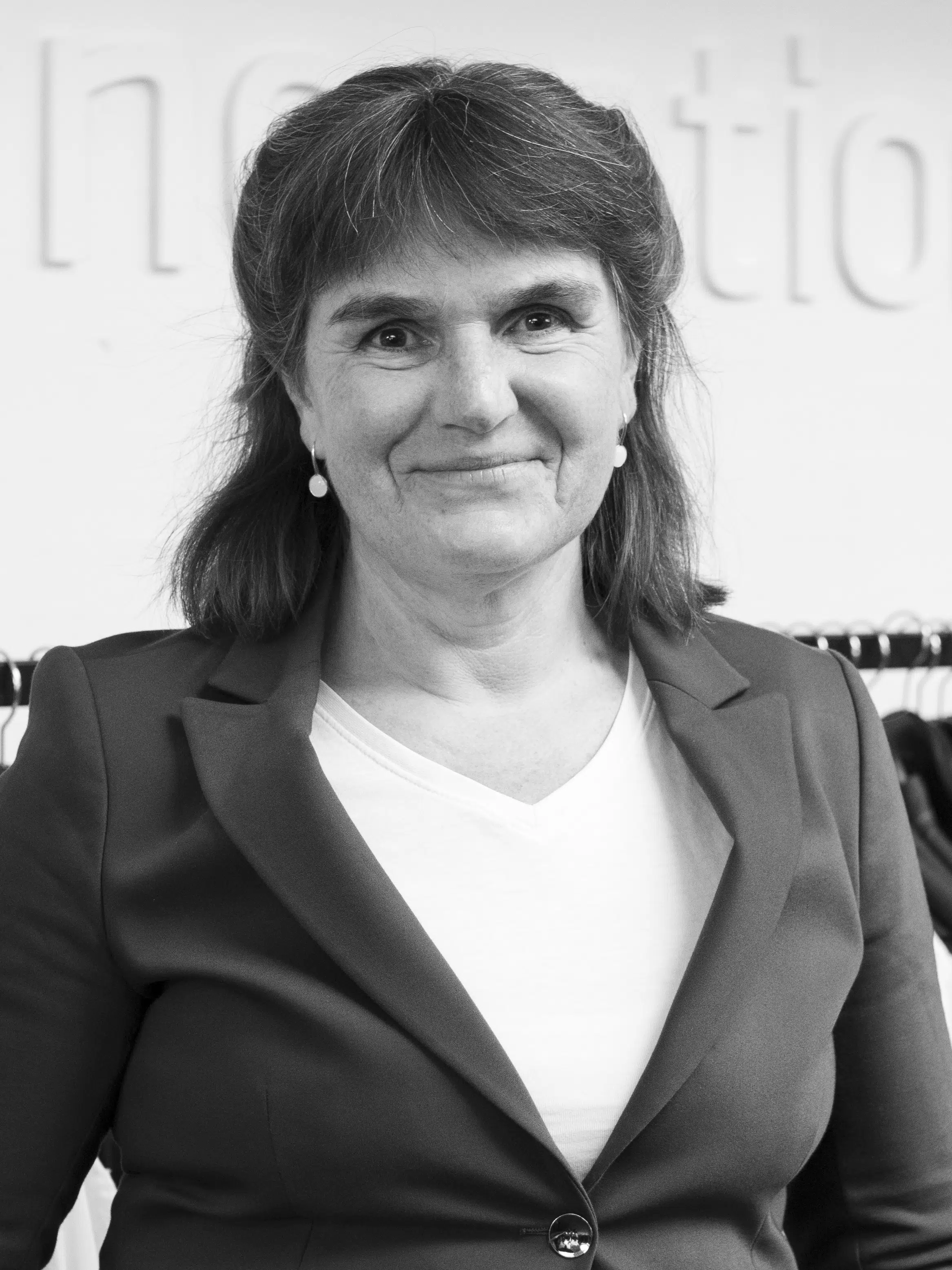 Mandy Kentaur sales team