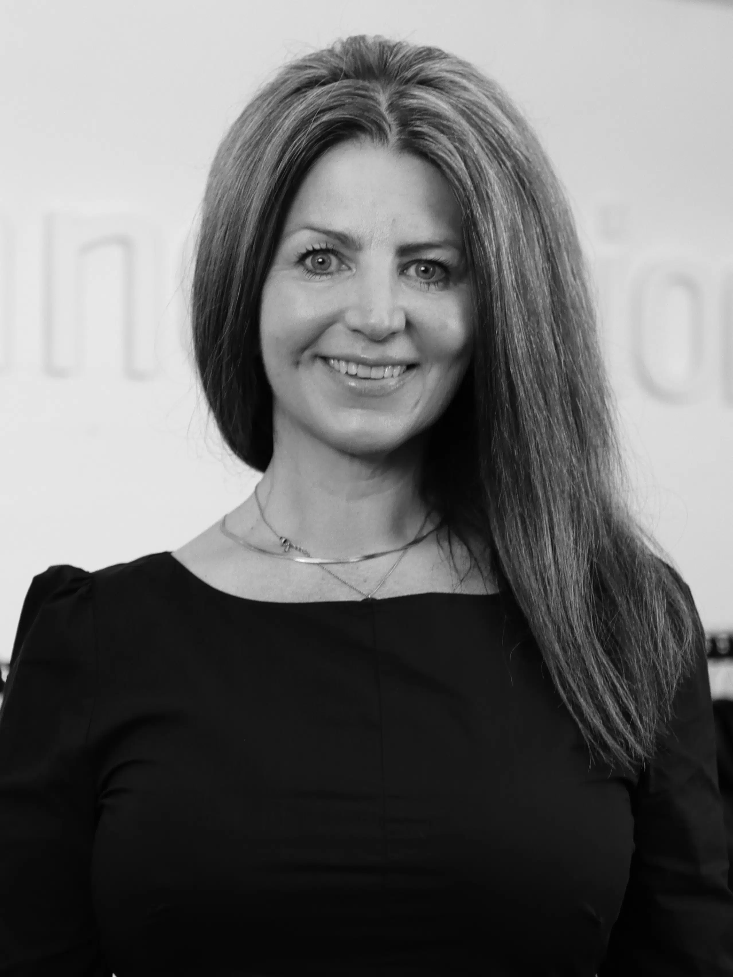 Katja Kentaur sales team