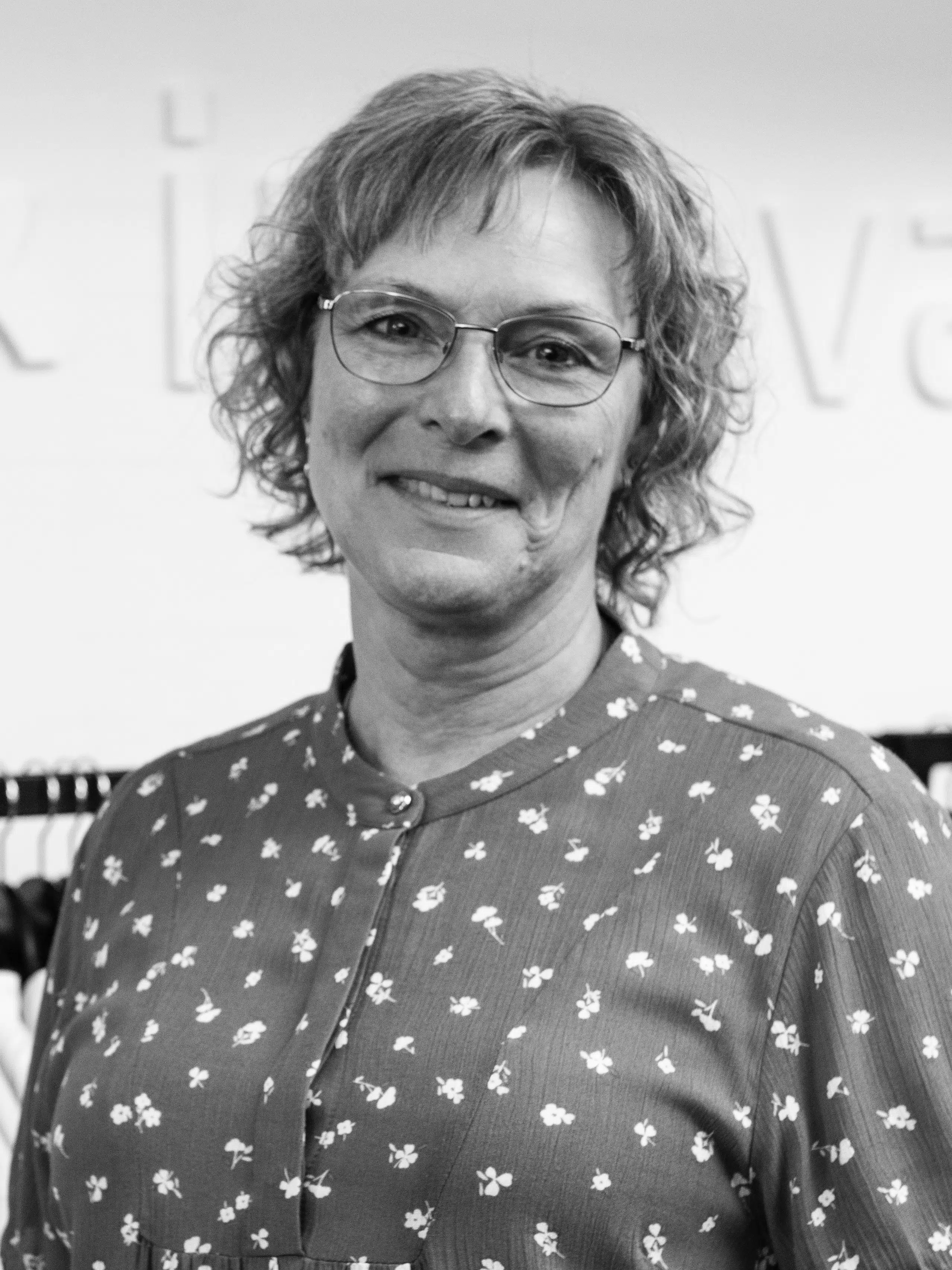 Tina Kentaur sales team