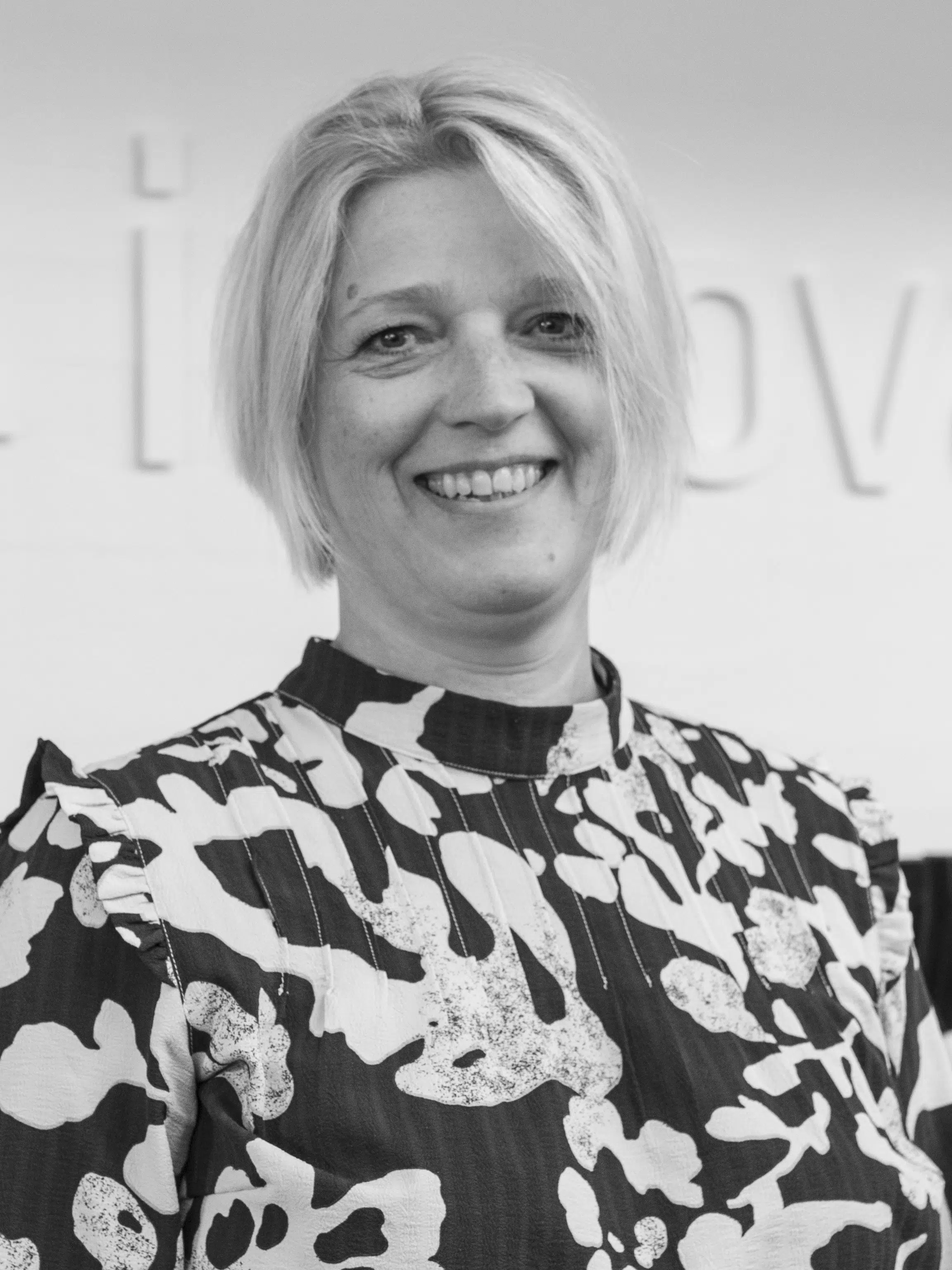 Chalotte Kentaur sales team